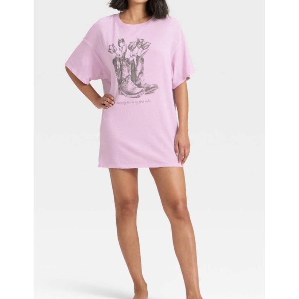 NWT Wild Fable Women's Oversized Graphic T-Shirt dress purple Size XS